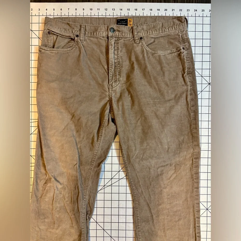 J. Crew Men’s Size 36/30 Tan Corduroy Slim Straight Fit‎ Pants